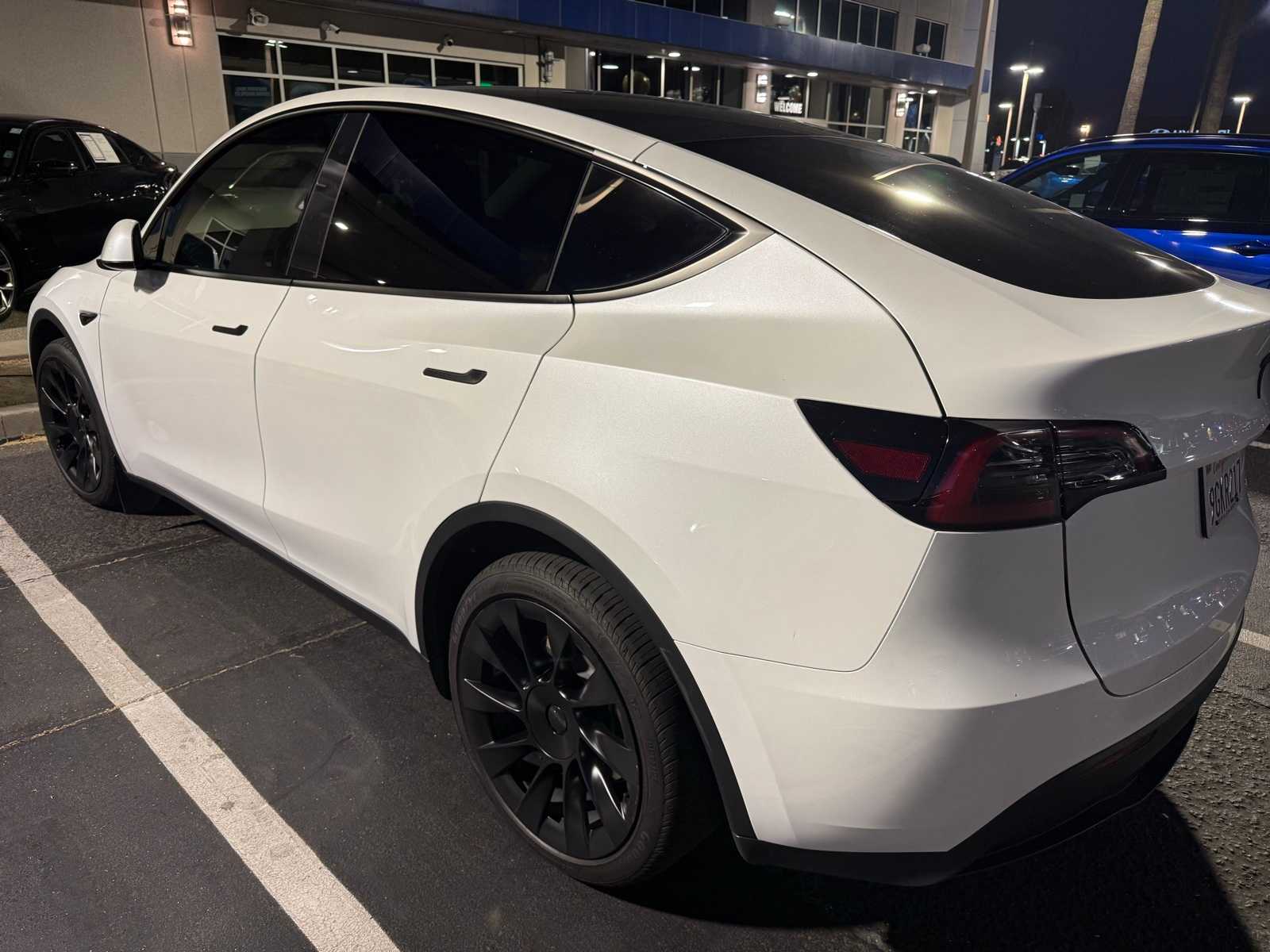 Thumbnail: 2023 Tesla Model Y - 3