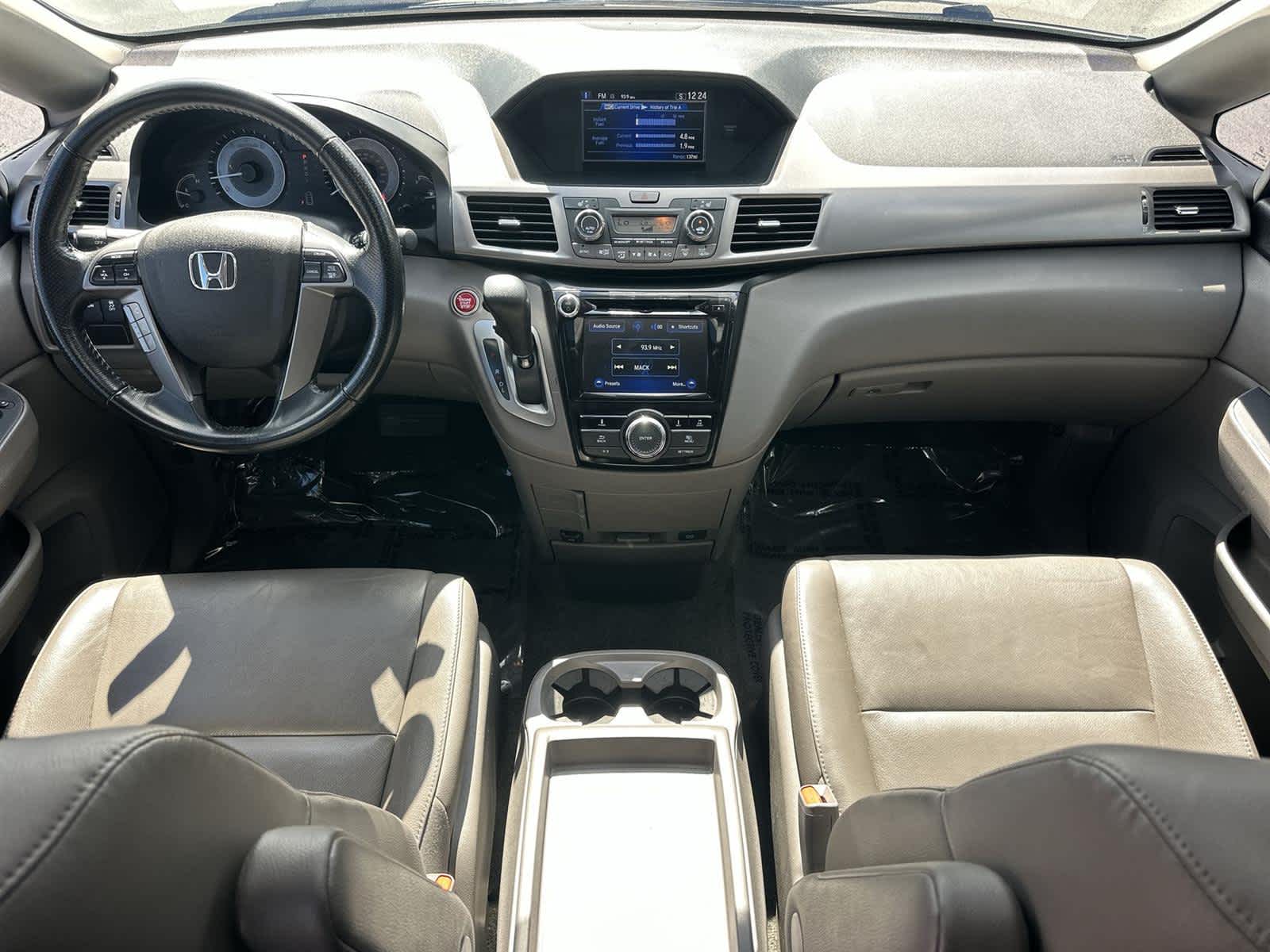 Thumbnail: 2015 Honda Odyssey - 10