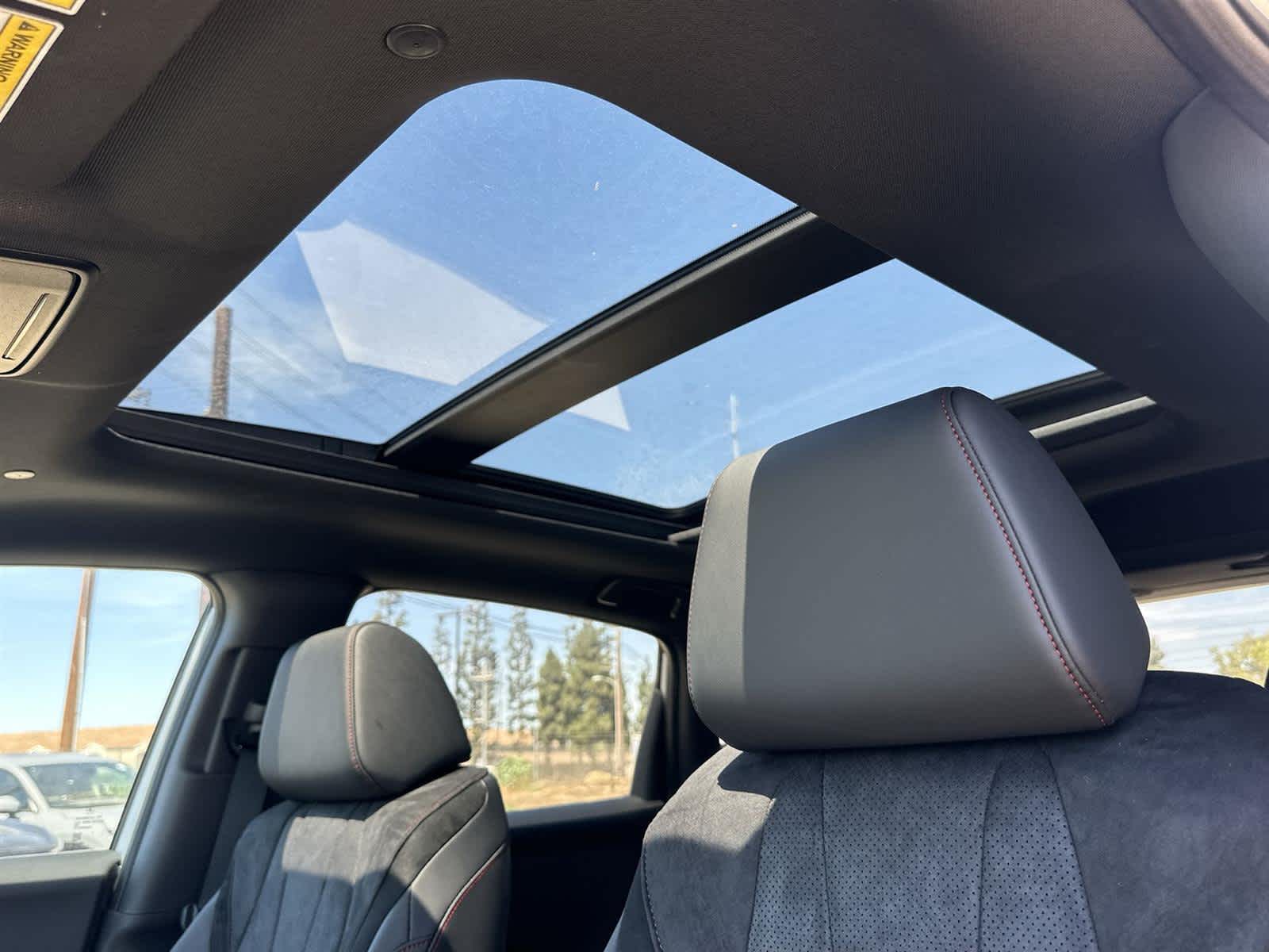 Thumbnail: 2025 Acura ADX - 29