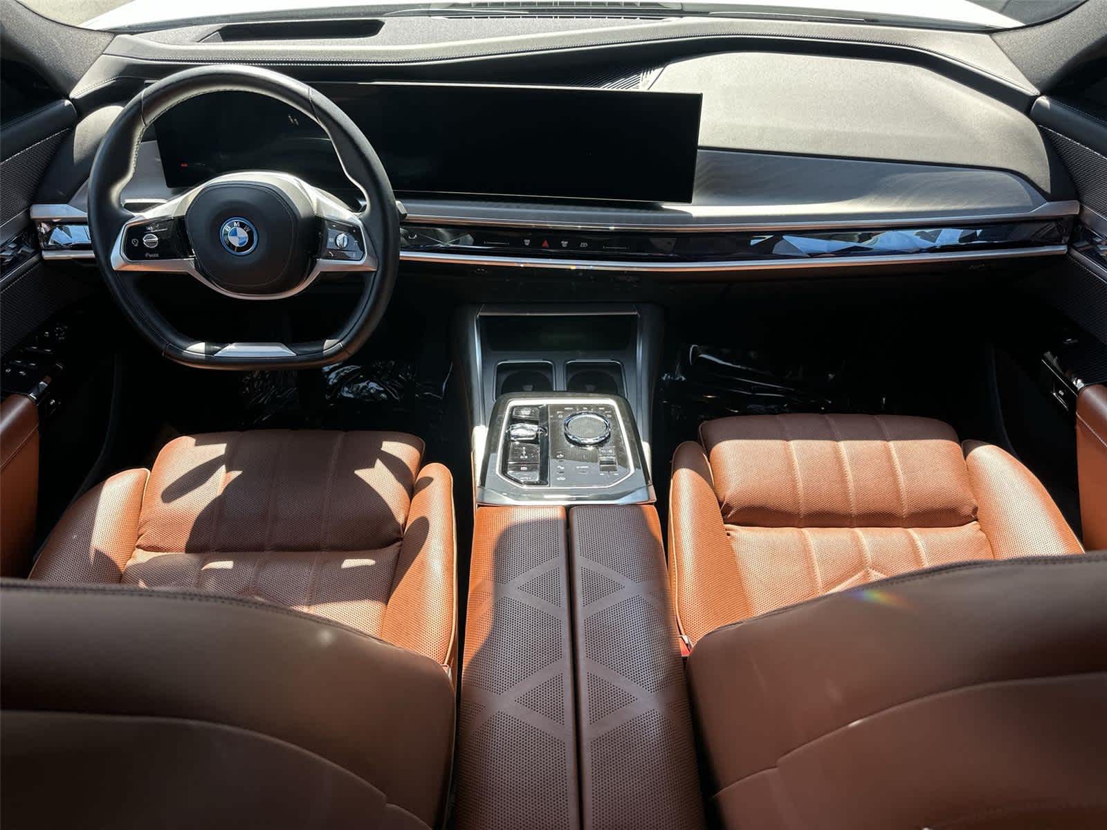 Thumbnail: 2025 BMW i7 - 11