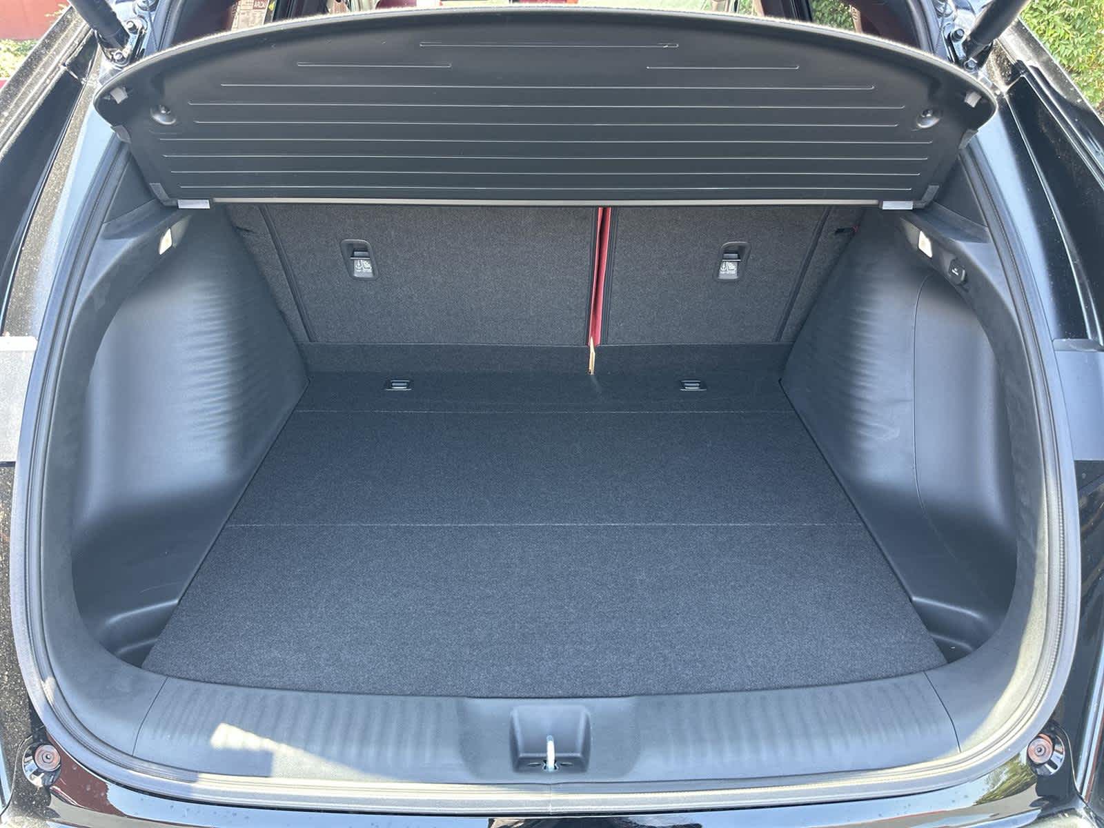 Thumbnail: 2025 Acura ADX - 19