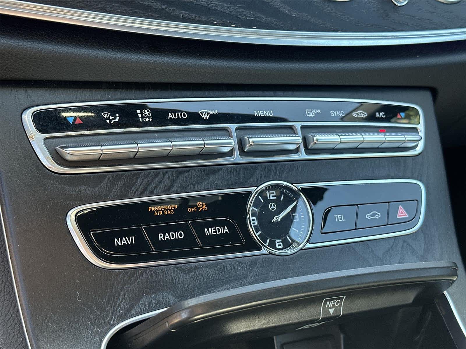 Thumbnail: 2019 Mercedes-Benz E-Class - 26