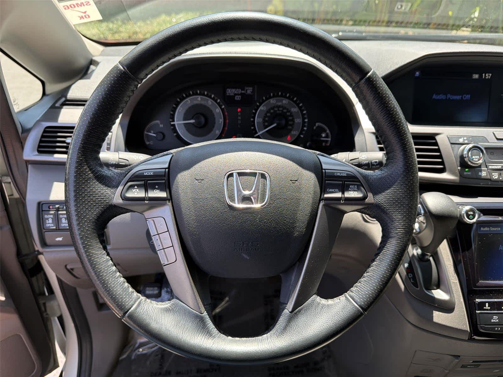 Thumbnail: 2015 Honda Odyssey - 16