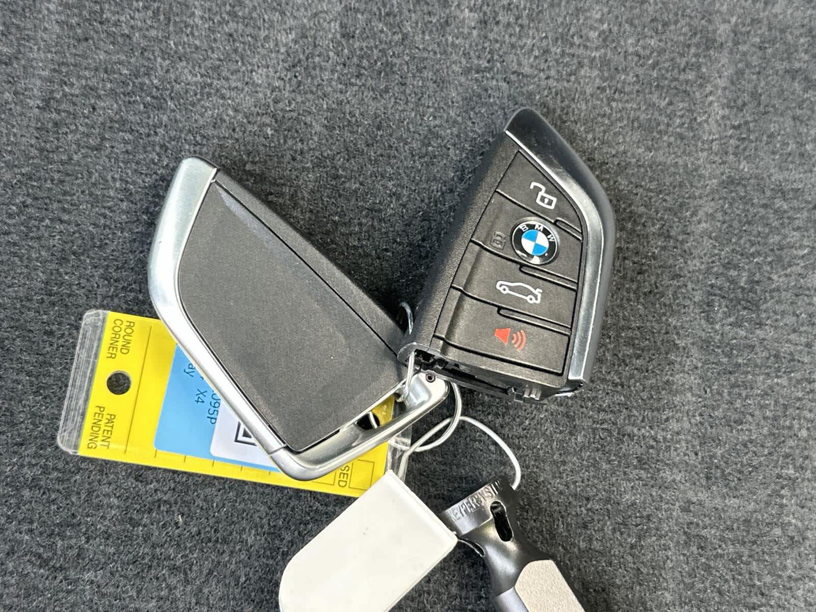 Thumbnail: 2024 BMW X4 - 21