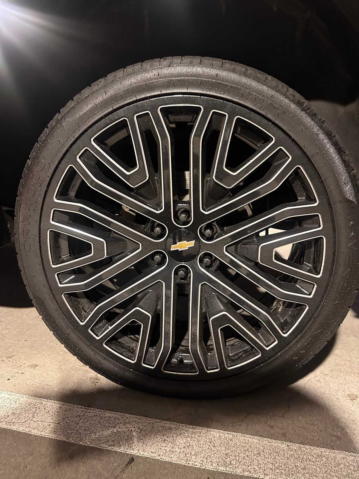 Thumbnail: 2018 Chevrolet Tahoe - 26