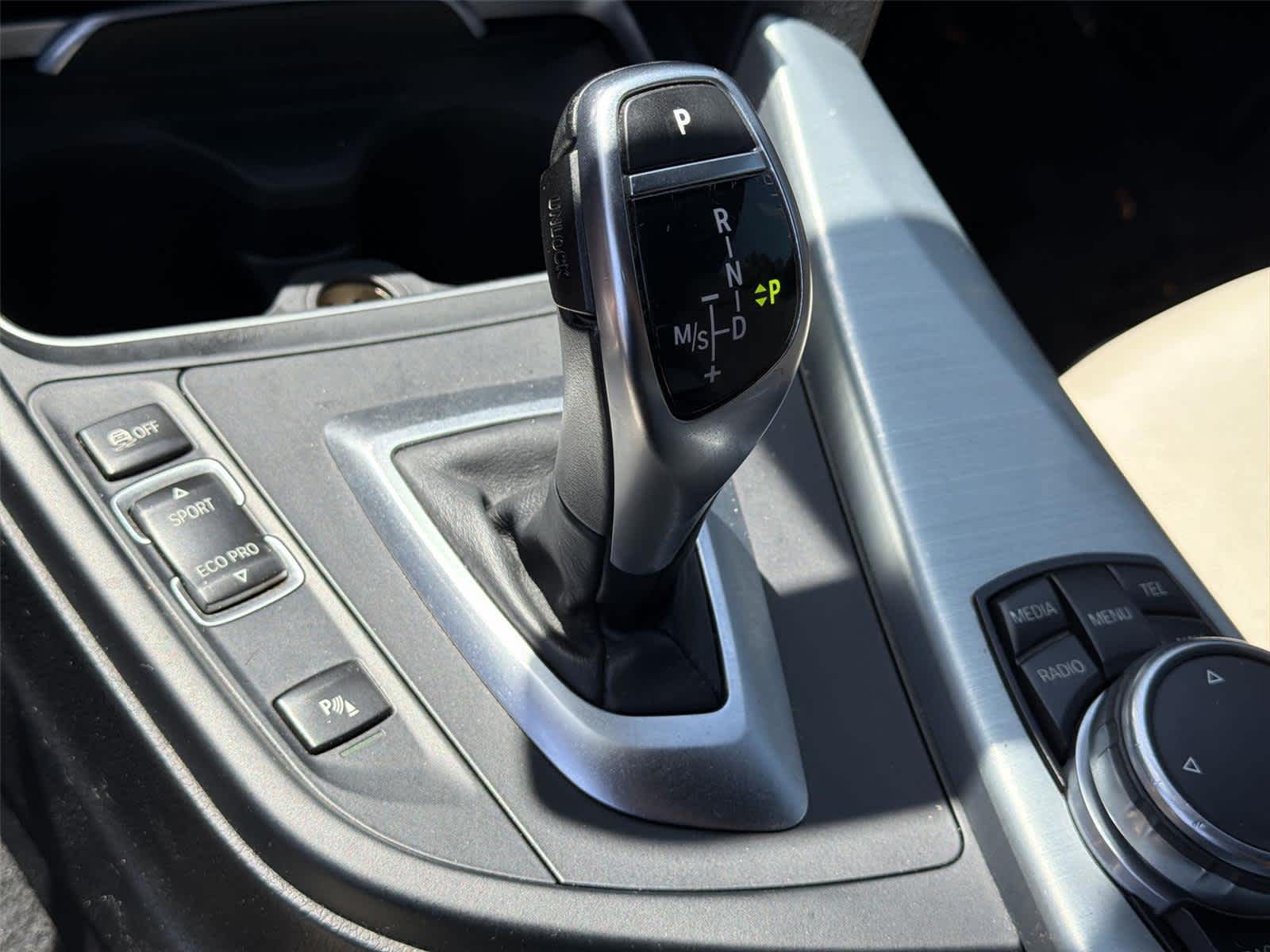 Thumbnail: 2016 BMW 4 Series - 18