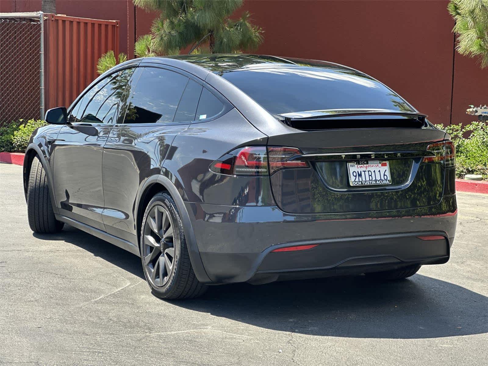 Thumbnail: 2024 Tesla Model X - 4