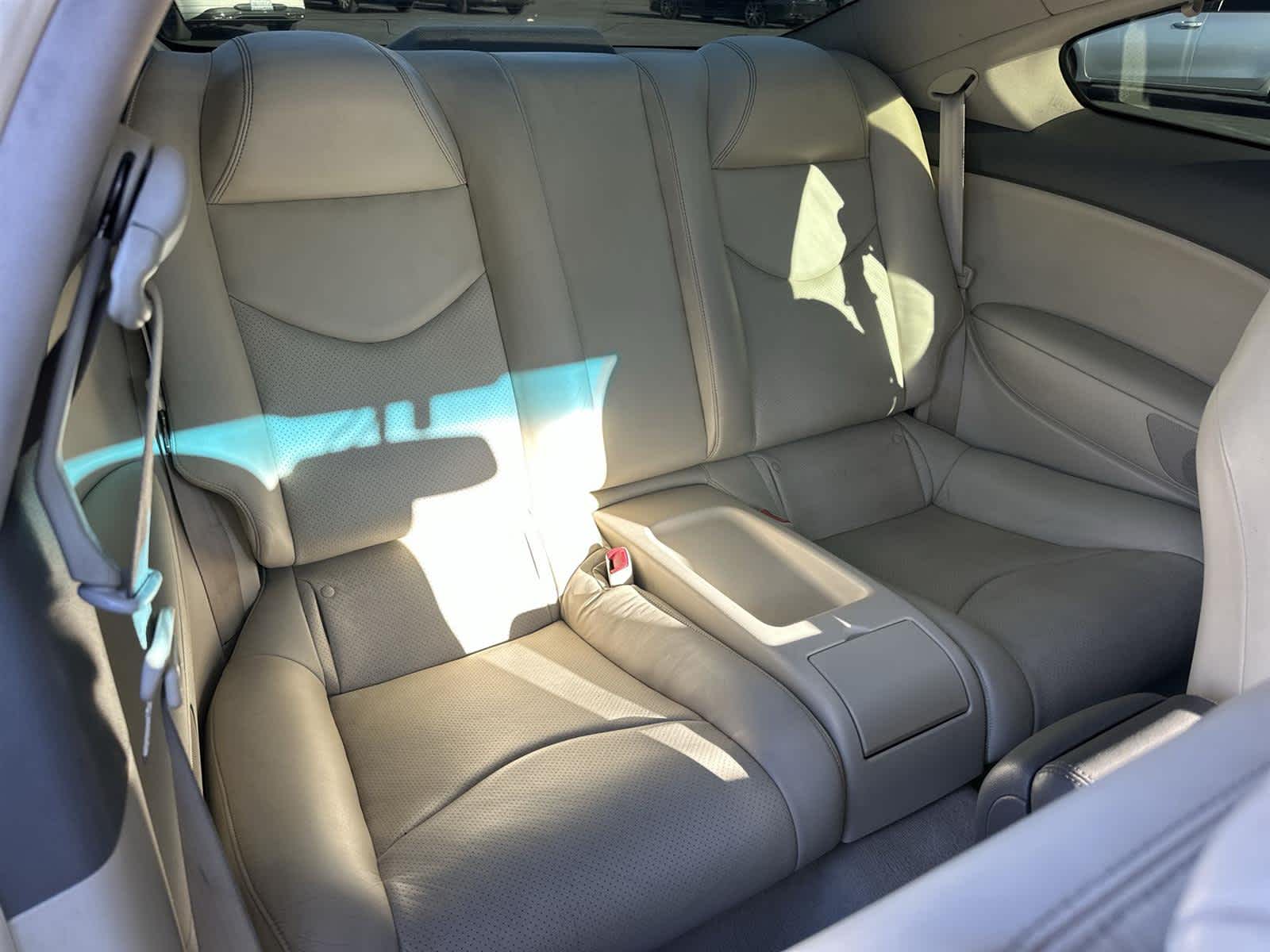 Thumbnail: 2011 INFINITI G37 - 13