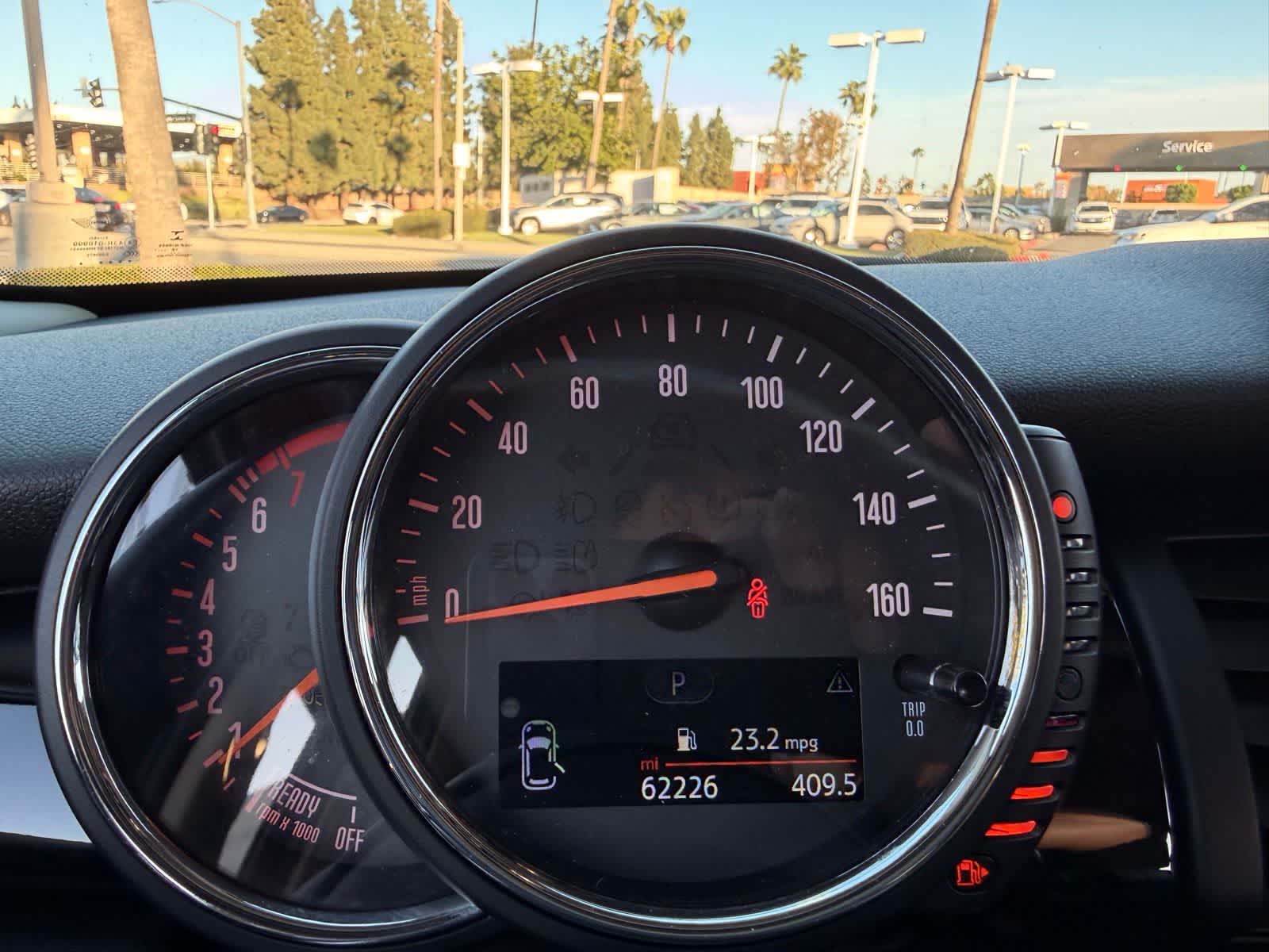 Thumbnail: 2017 MINI Cooper Hardtop - 16