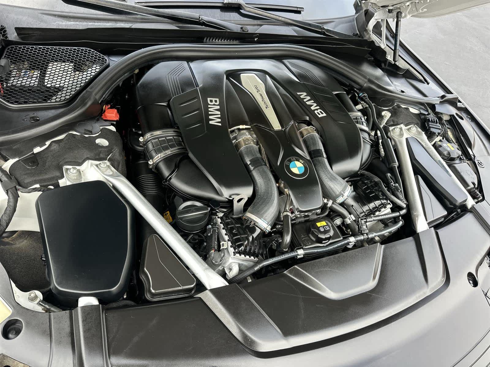 Thumbnail: 2019 BMW 7 Series - 12