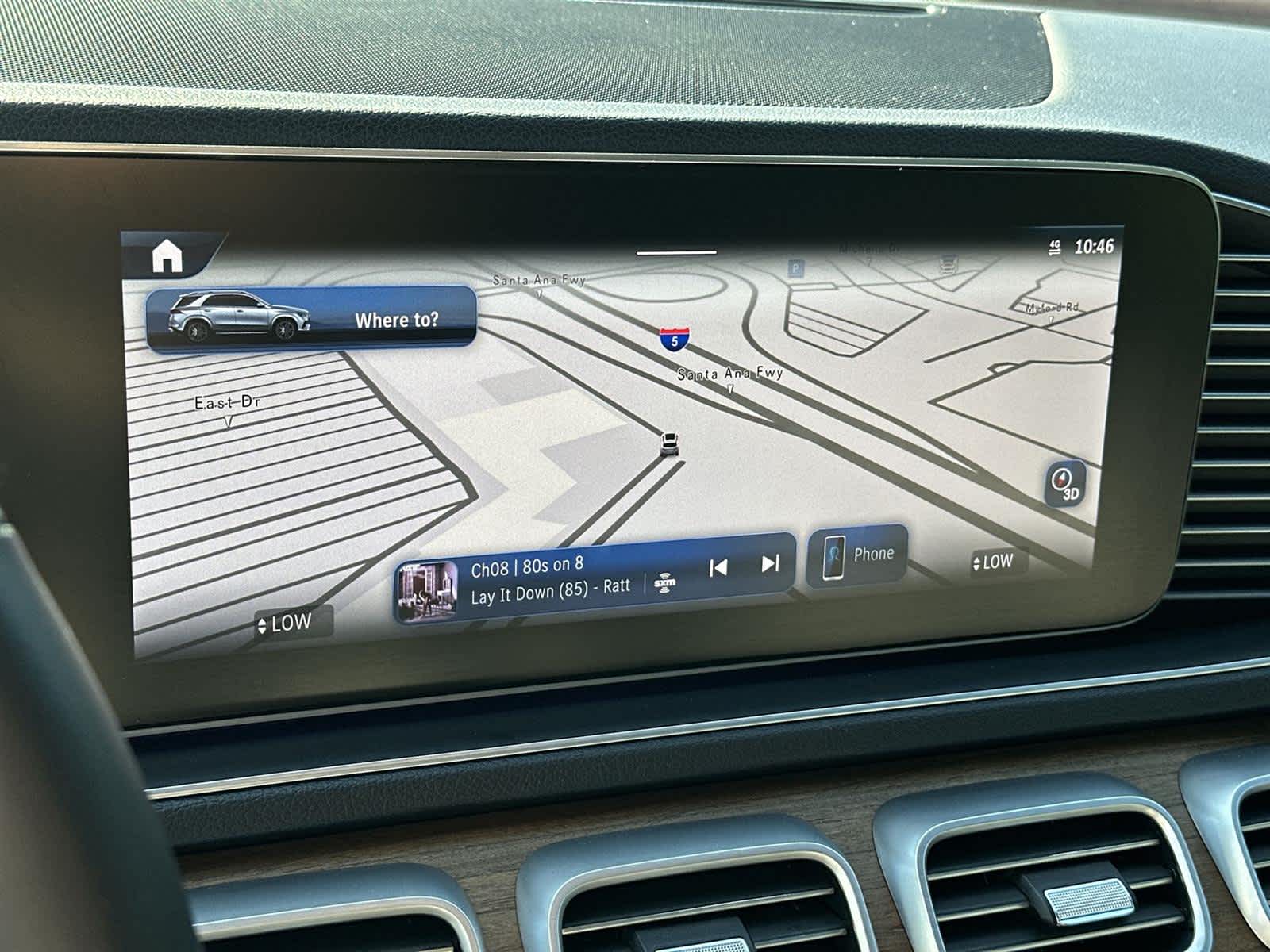 Thumbnail: 2025 Mercedes-Benz GLE - 17