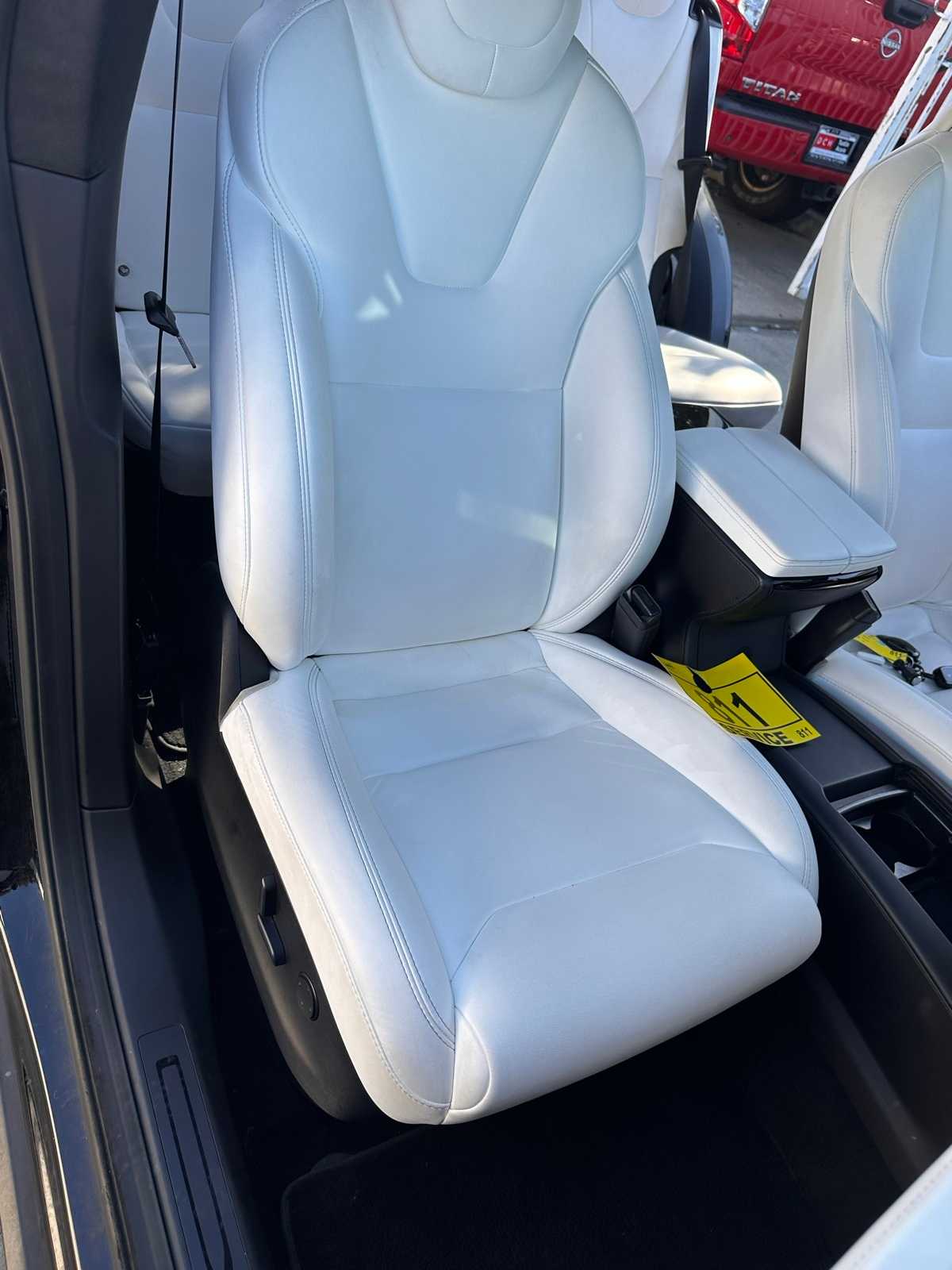 Thumbnail: 2018 Tesla Model X - 15