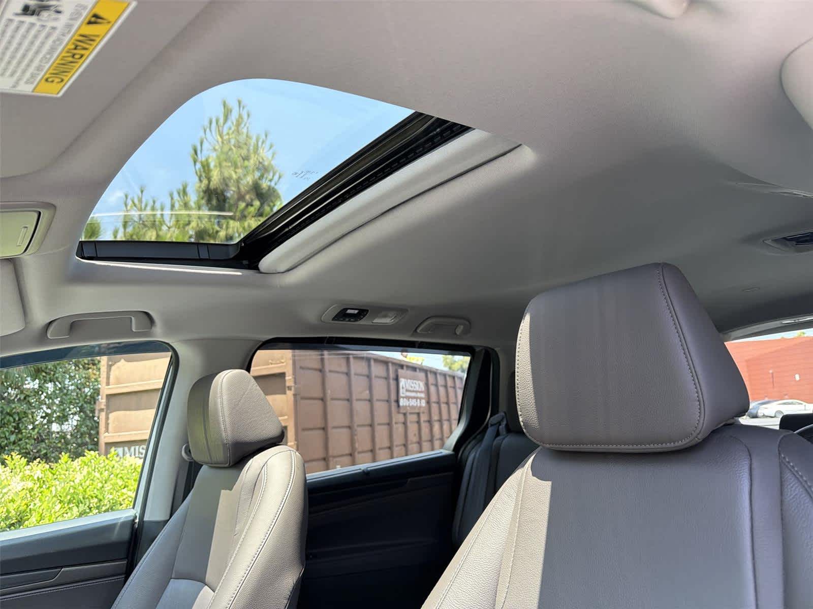 Thumbnail: 2020 Honda Odyssey - 39
