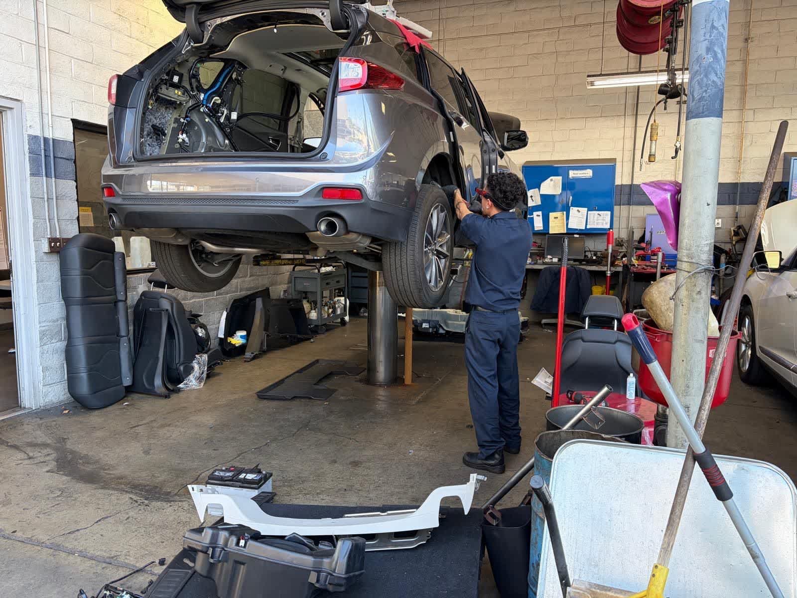 Thumbnail: 2018 Chevrolet Volt - 26