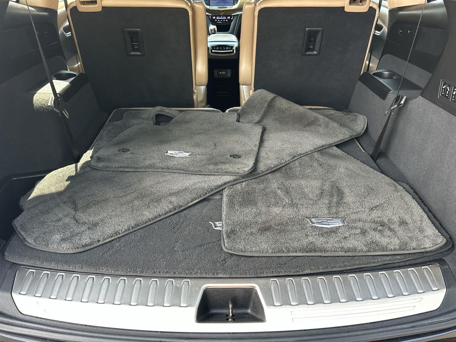 Thumbnail: 2020 Cadillac XT6 - 20