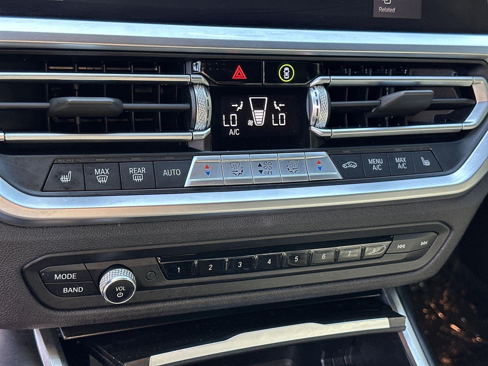 Thumbnail: 2022 BMW 3 Series - 25