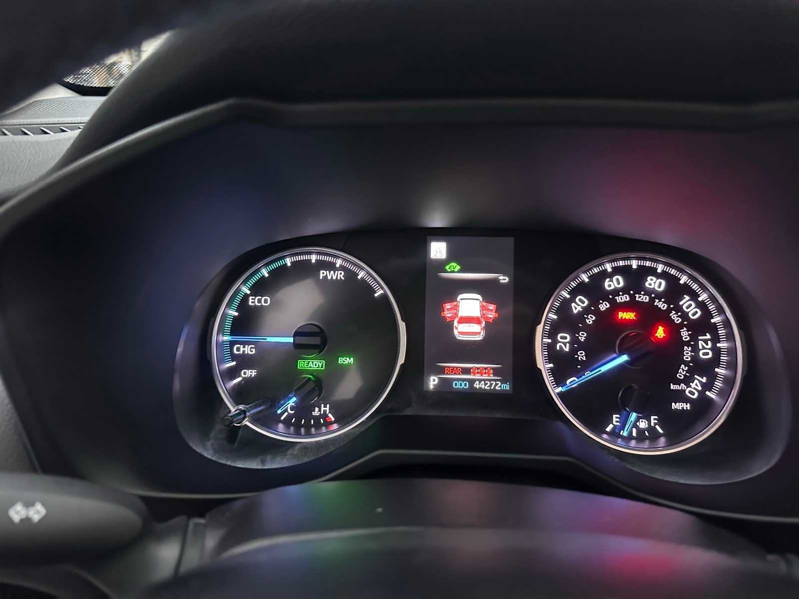 Thumbnail: 2022 Toyota RAV4 - 20