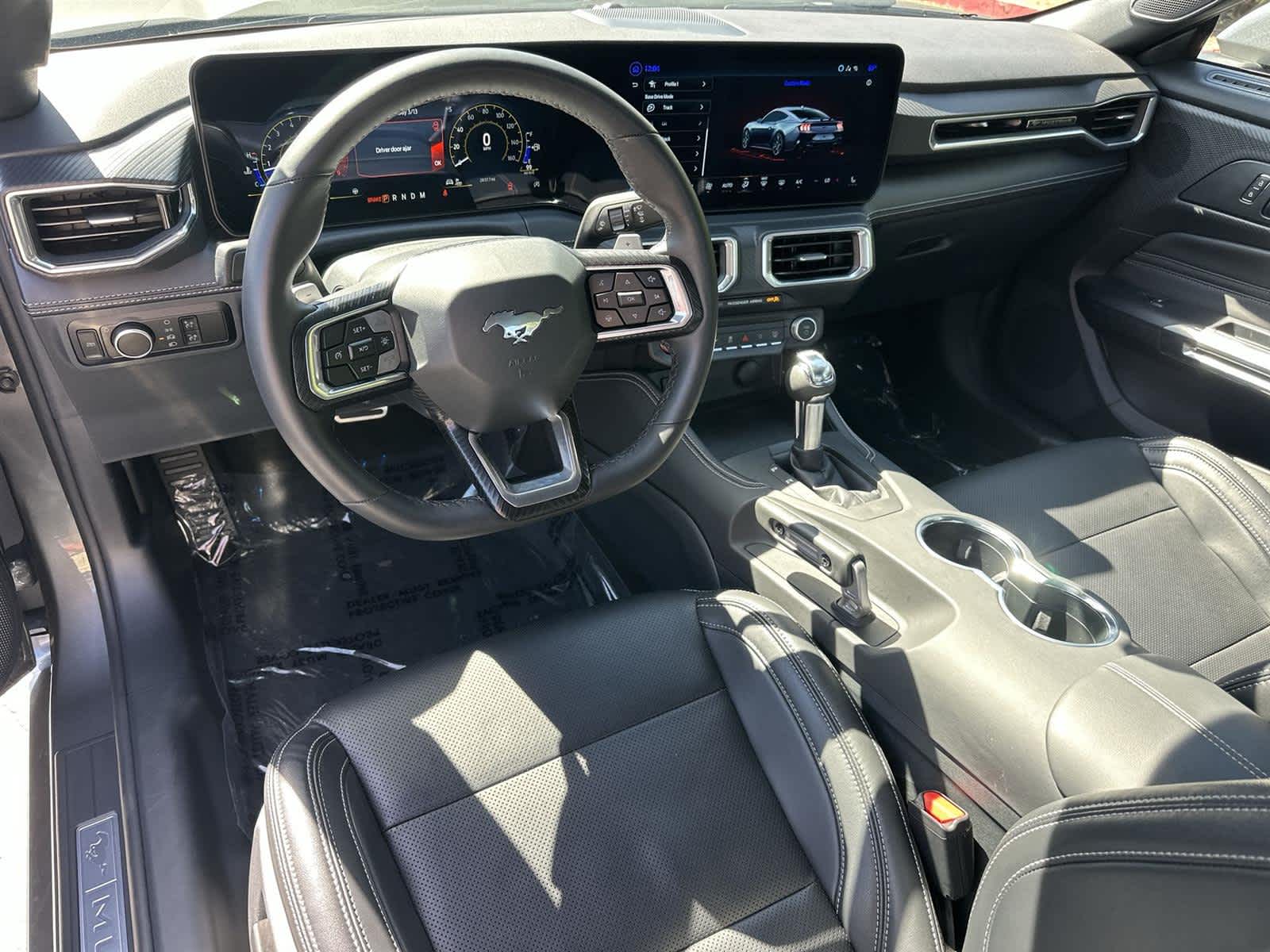 Thumbnail: 2025 Ford Mustang - 10