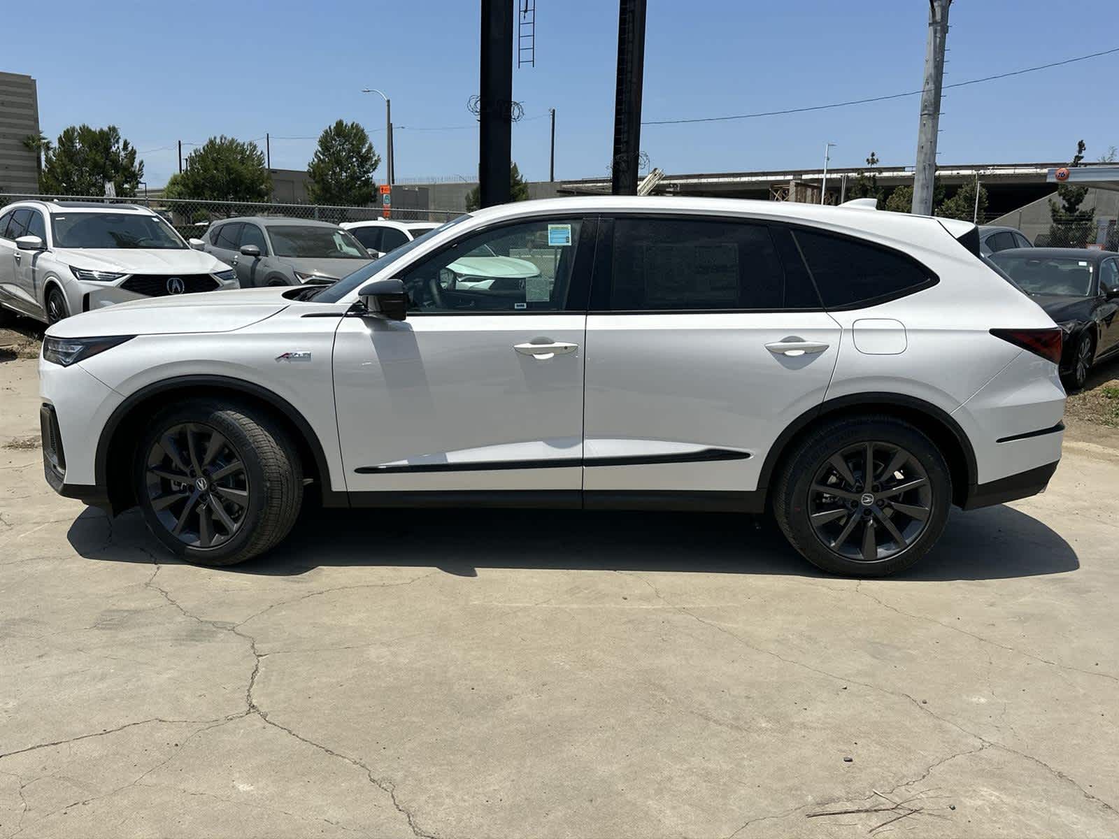 Thumbnail: 2026 Acura MDX - 3