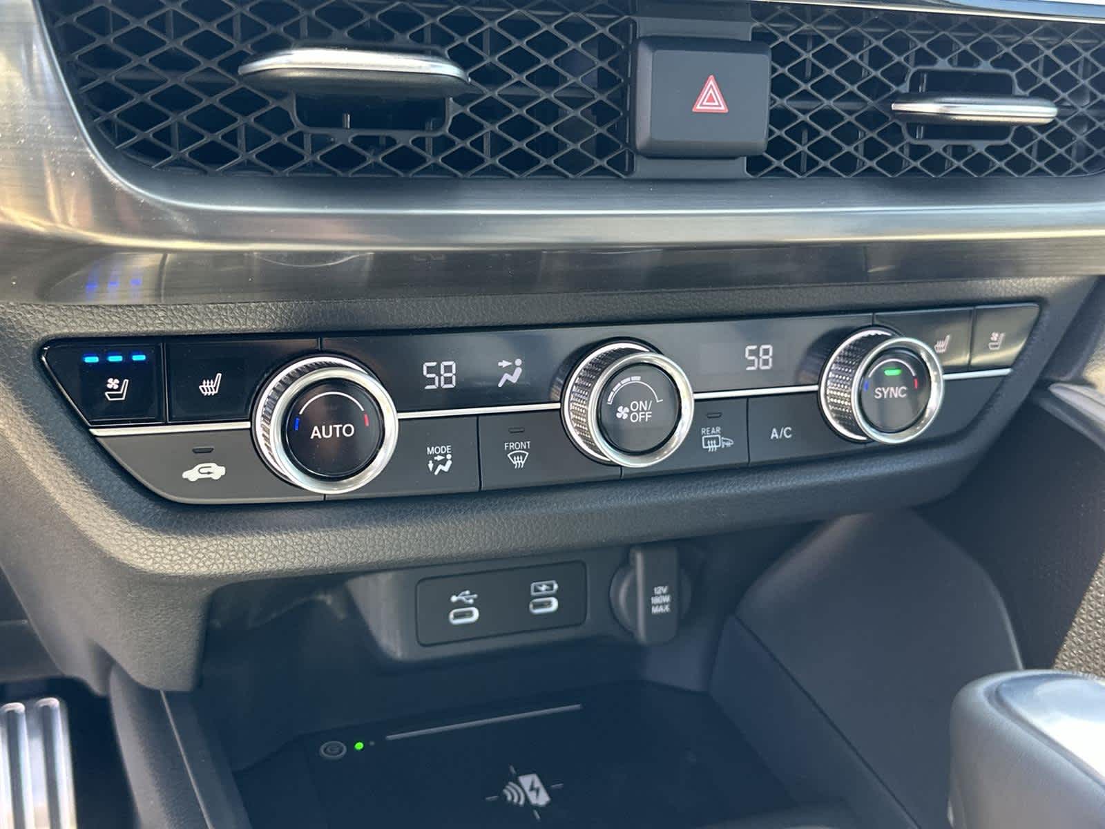 Thumbnail: 2025 Acura ADX - 25