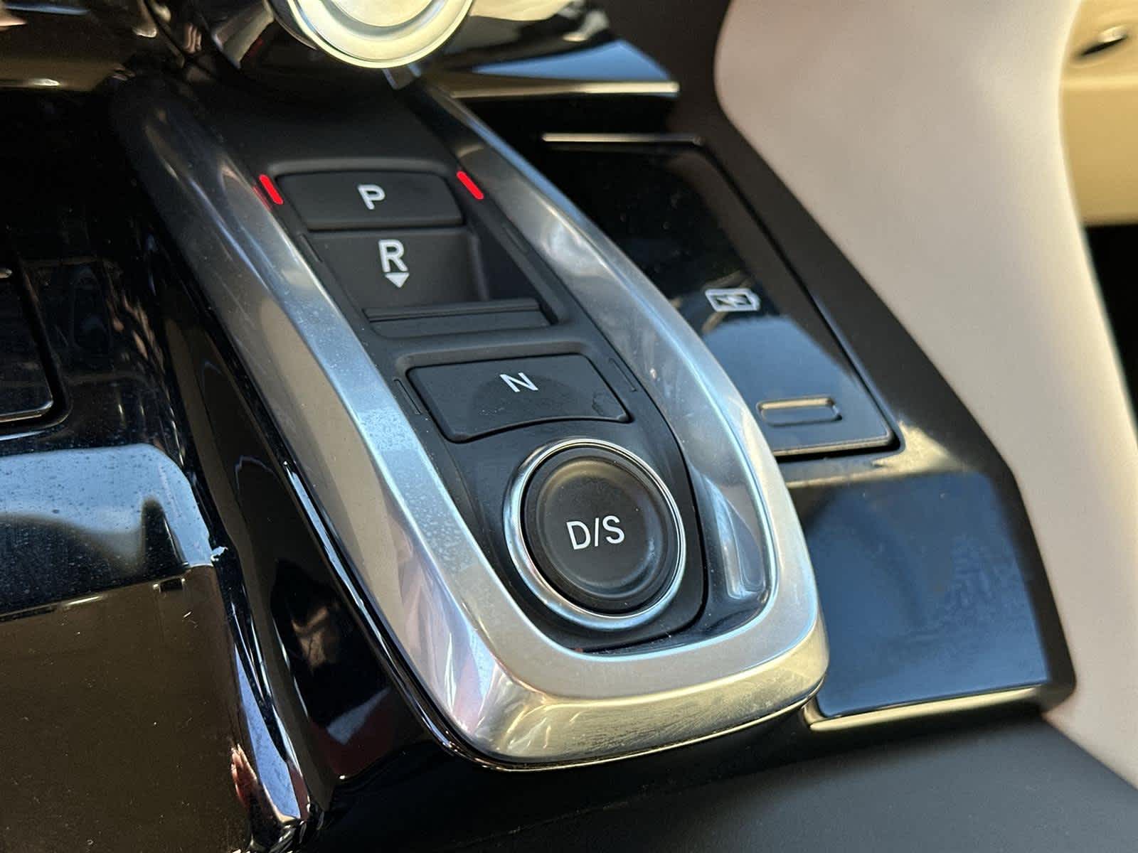 Thumbnail: 2025 Acura MDX - 18