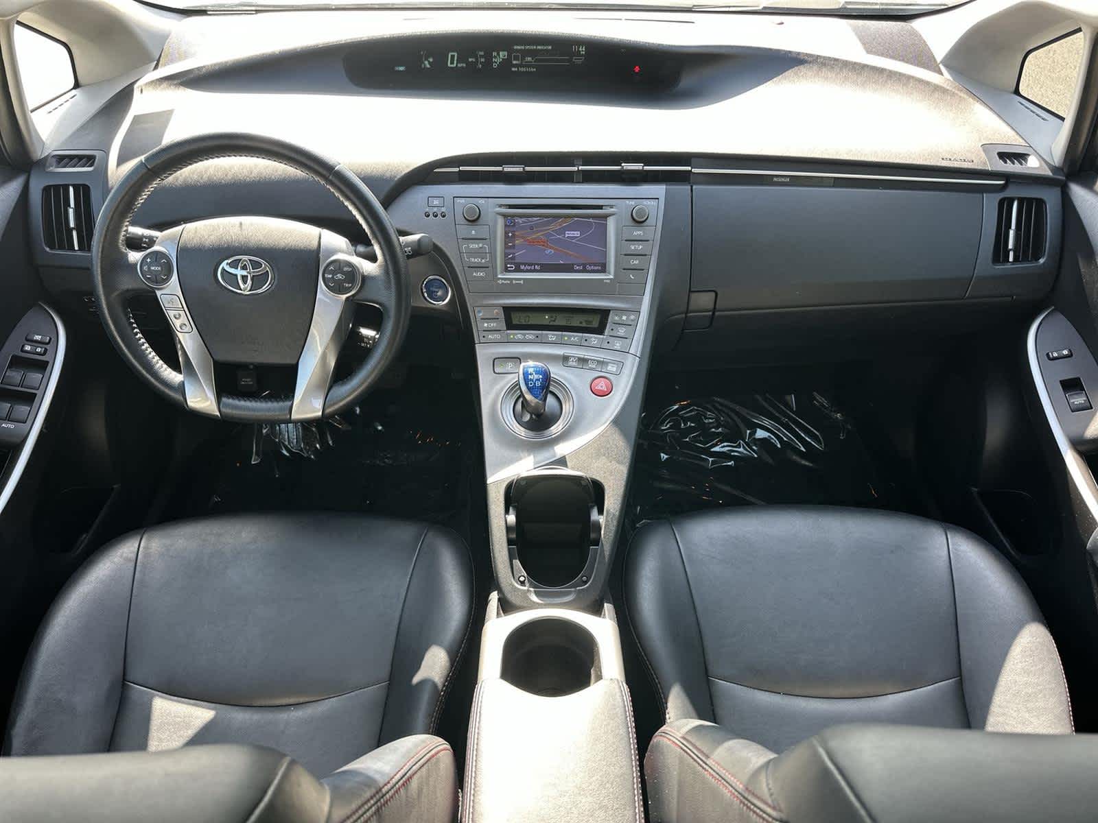 Thumbnail: 2013 Toyota Prius - 10