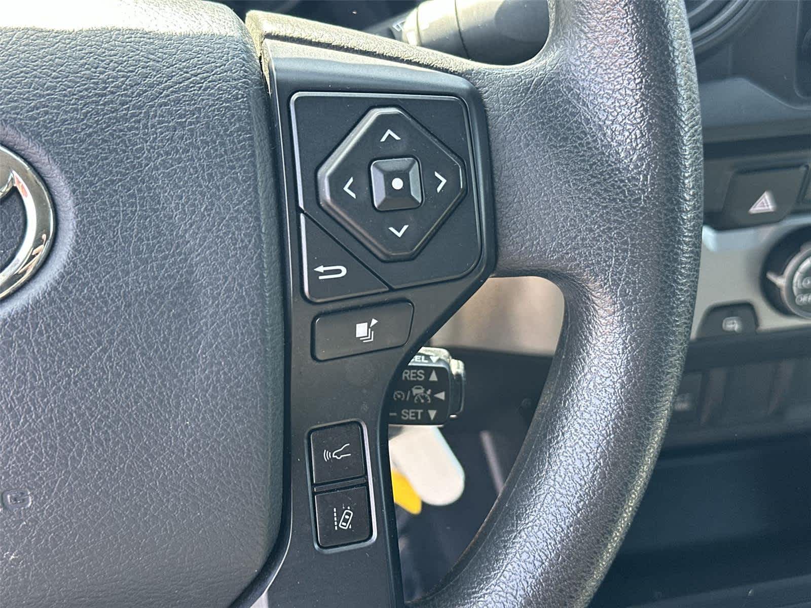 Thumbnail: 2020 Toyota Tacoma - 22