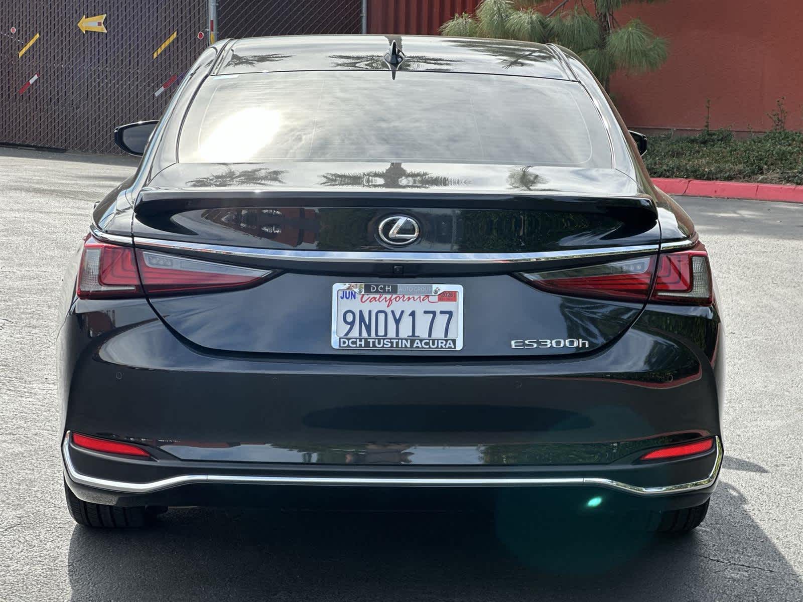 Thumbnail: 2024 Lexus ES - 5