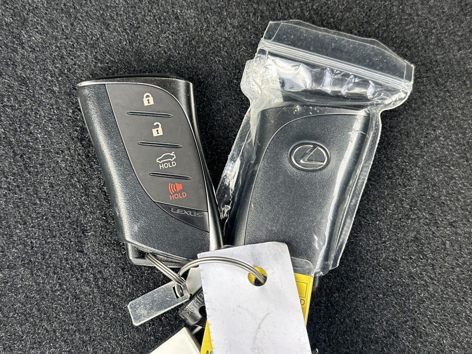 Thumbnail: 2024 Lexus ES - 21