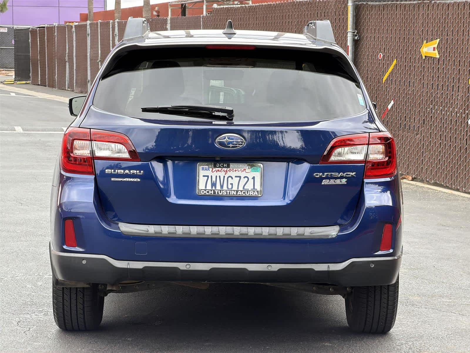 Thumbnail: 2017 Subaru Outback - 6