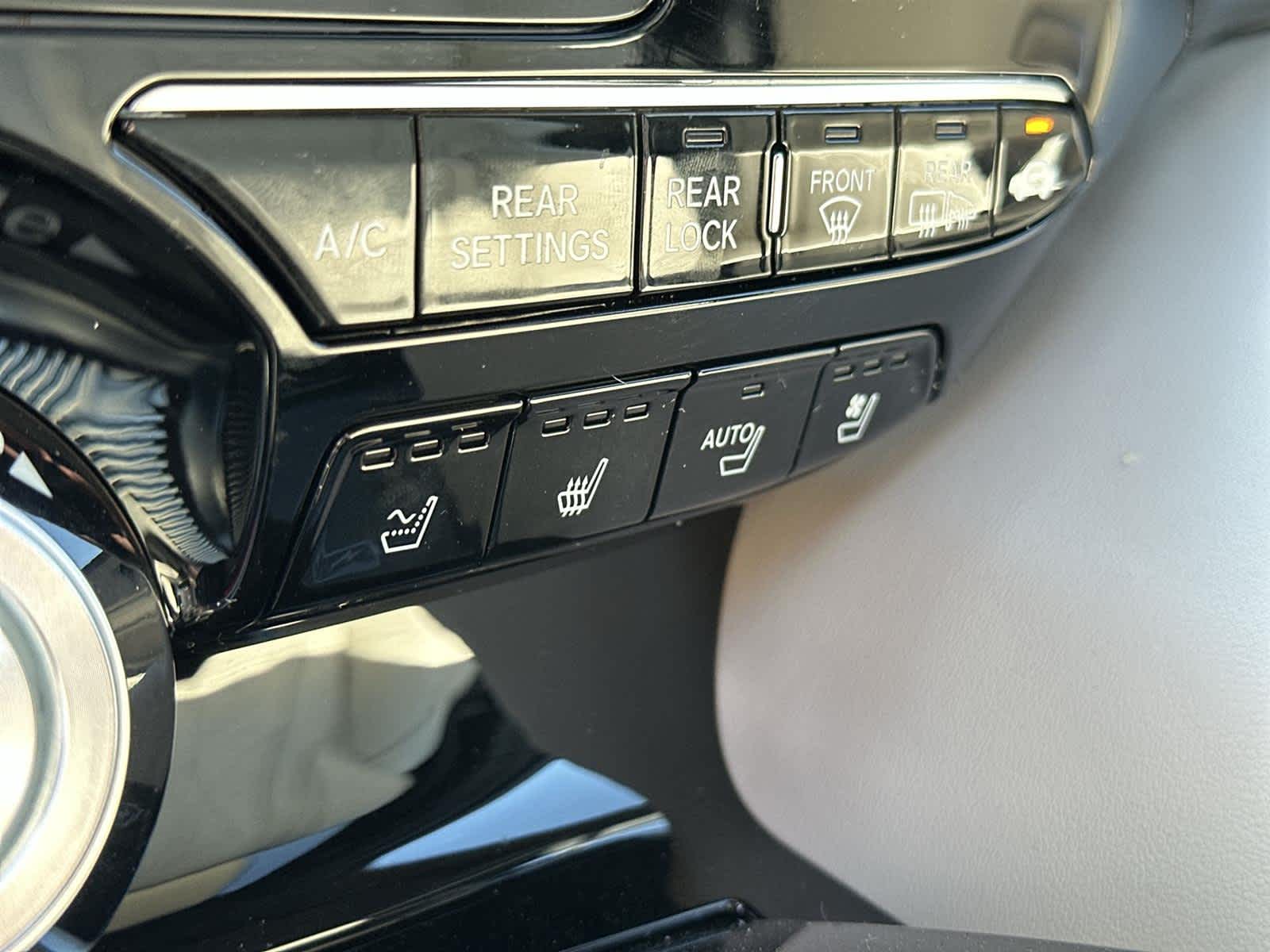 Thumbnail: 2026 Acura MDX - 26