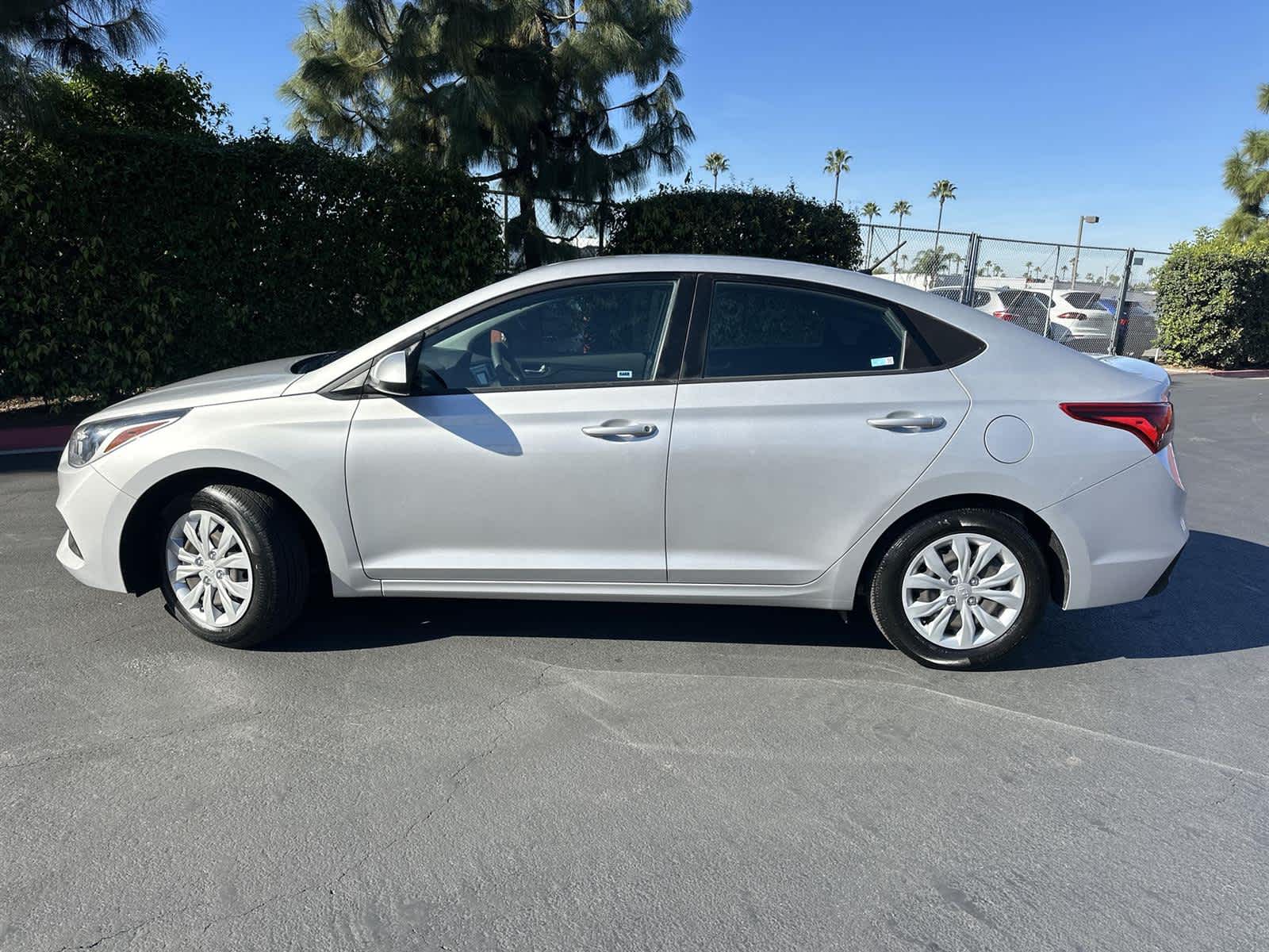 Thumbnail: 2022 Hyundai Accent - 3