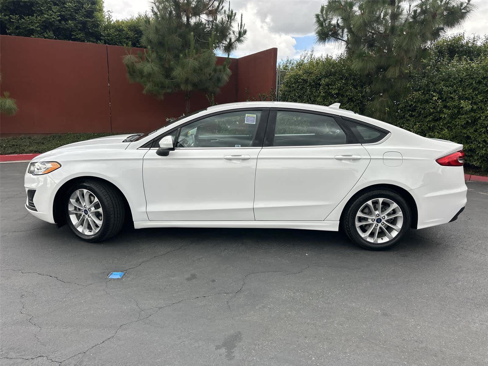 Thumbnail: 2020 Ford Fusion - 3