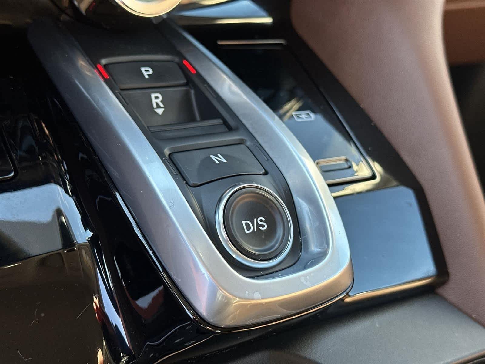 Thumbnail: 2023 Acura MDX - 18