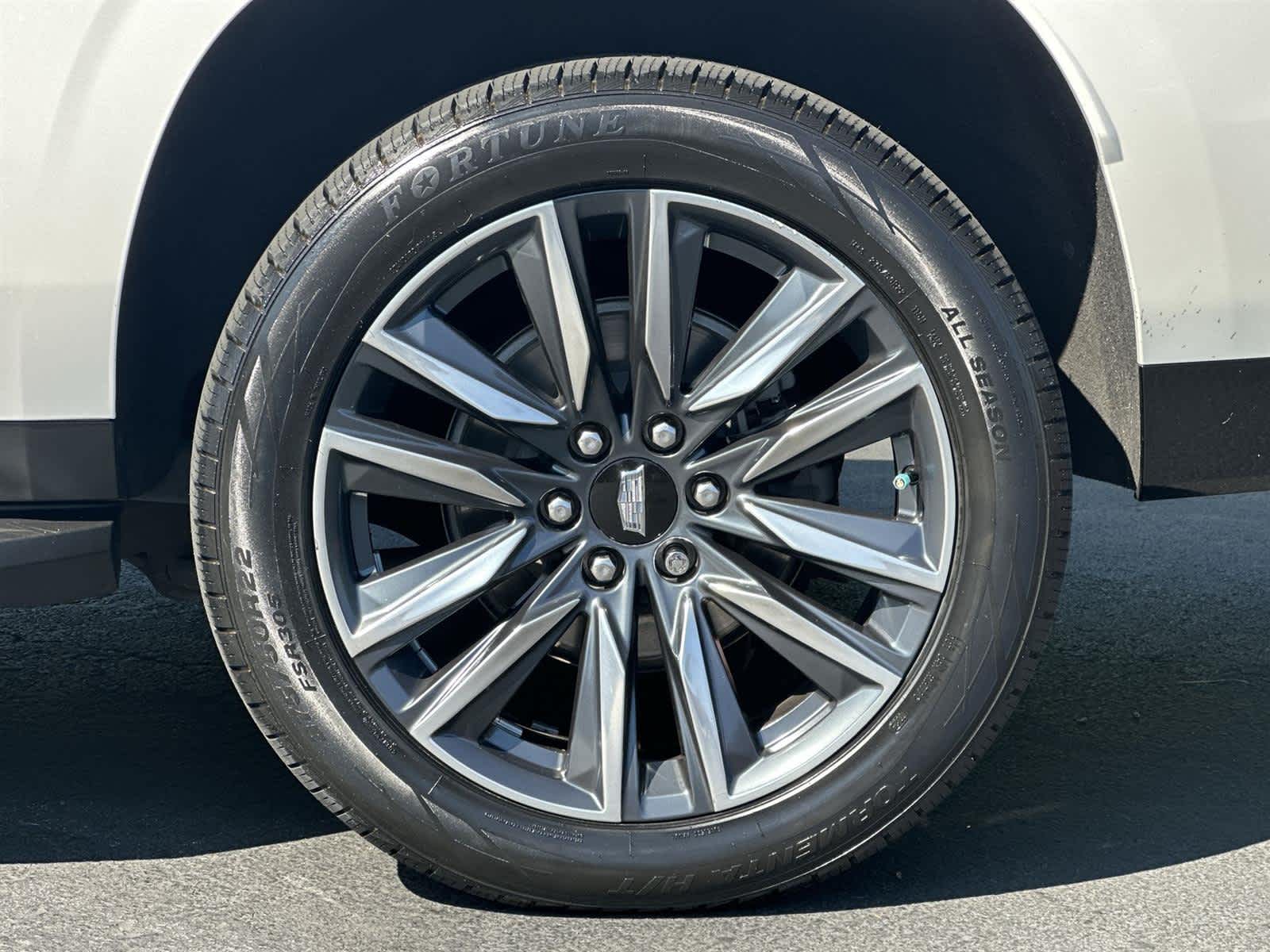 Thumbnail: 2022 Cadillac Escalade - 8