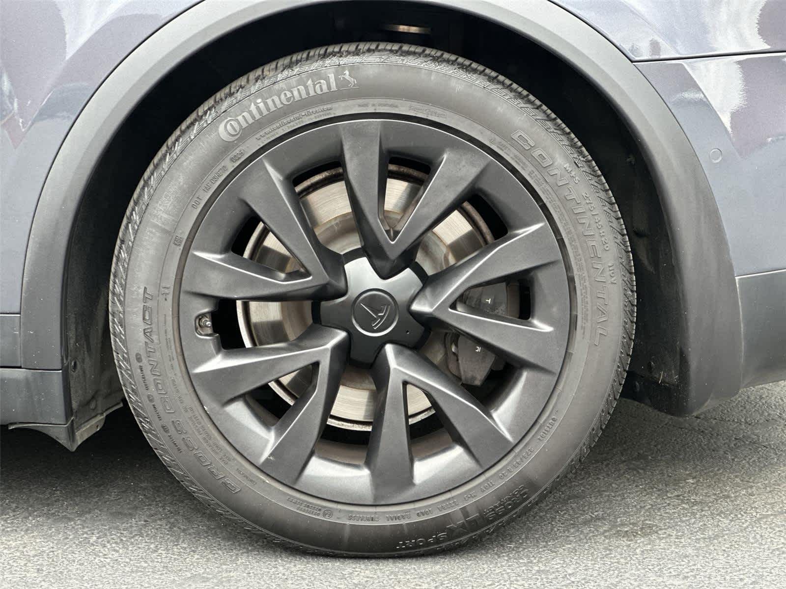 Thumbnail: 2023 Tesla Model X - 9