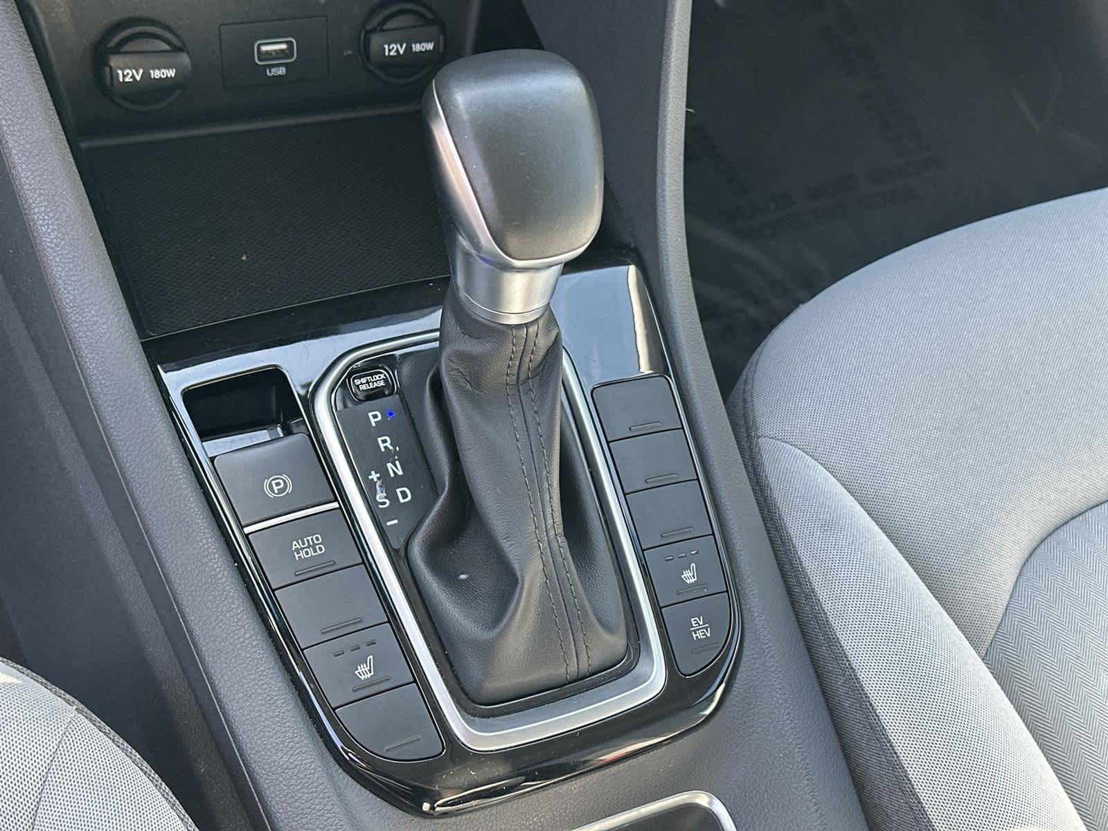 Thumbnail: 2022 Hyundai Ioniq - 17