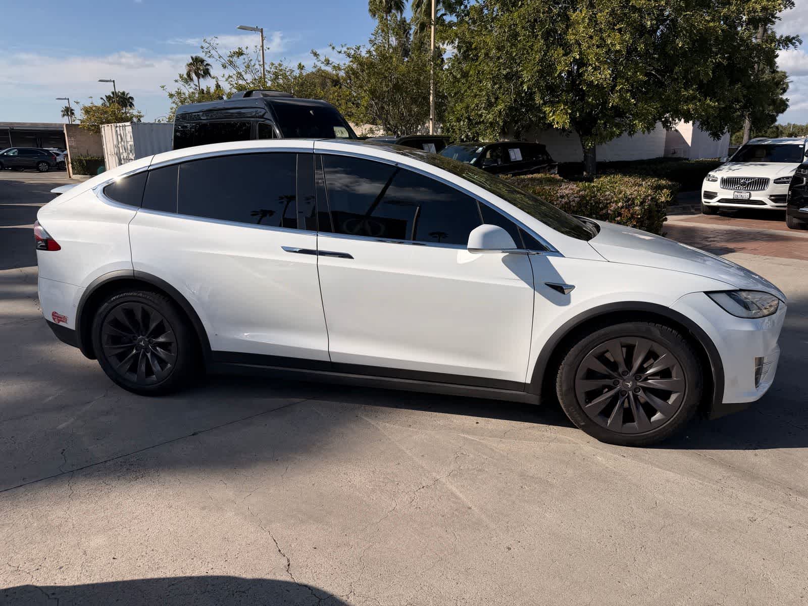 Thumbnail: 2018 Tesla Model X - 6