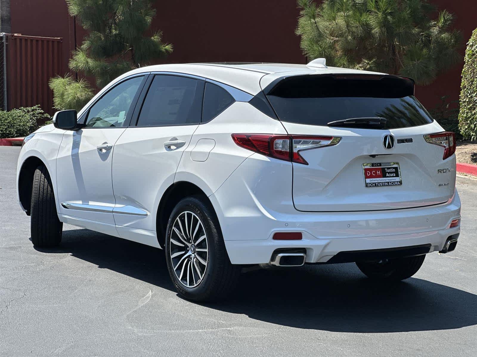 Thumbnail: 2025 Acura RDX - 4