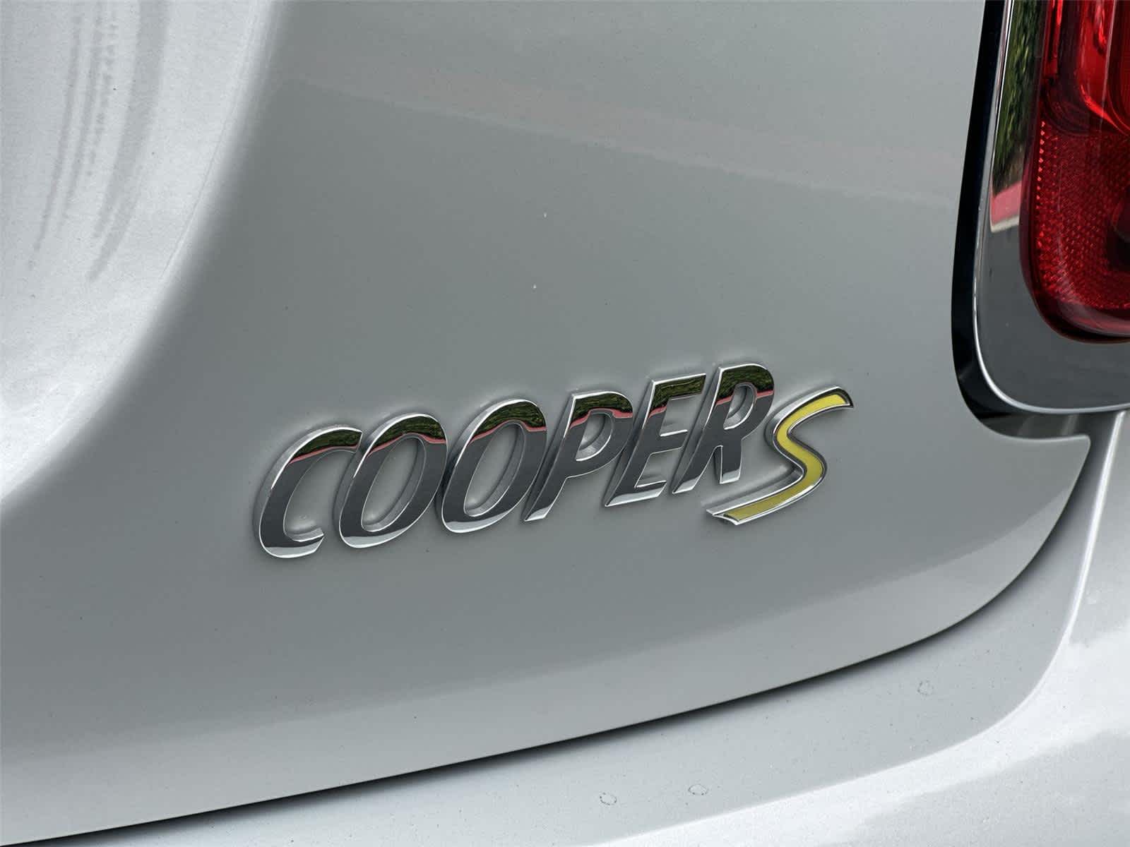 Thumbnail: 2022 MINI Cooper Hardtop - 7