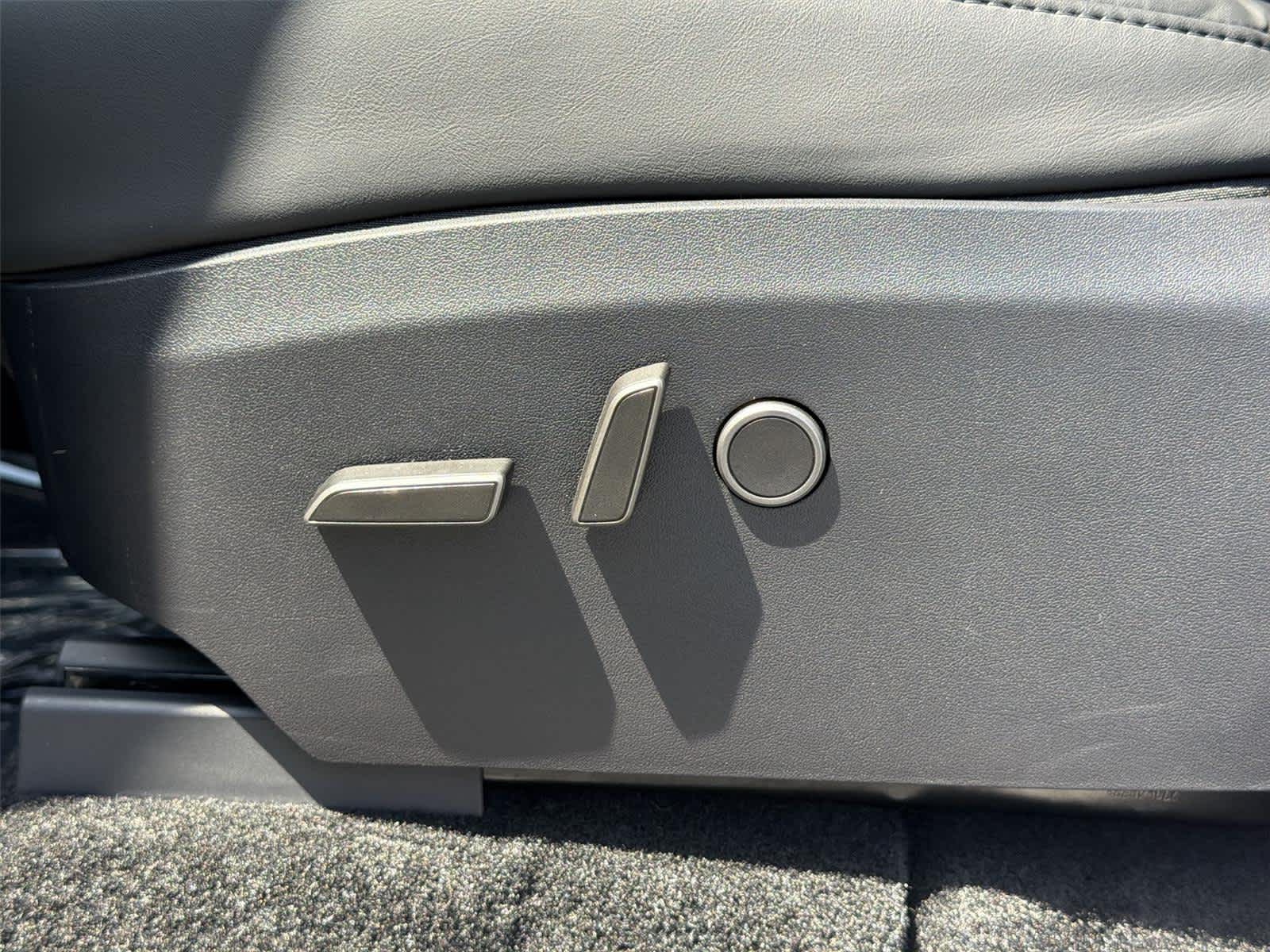 Thumbnail: 2025 Tesla Model Y - 23