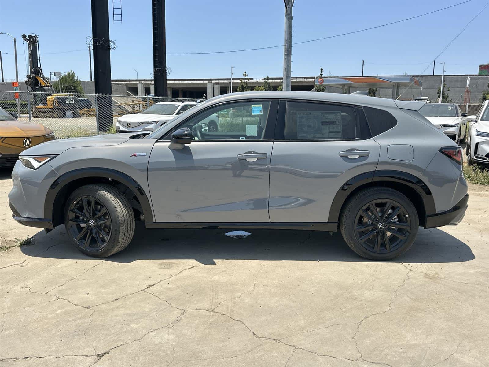 Thumbnail: 2025 Acura ADX - 3