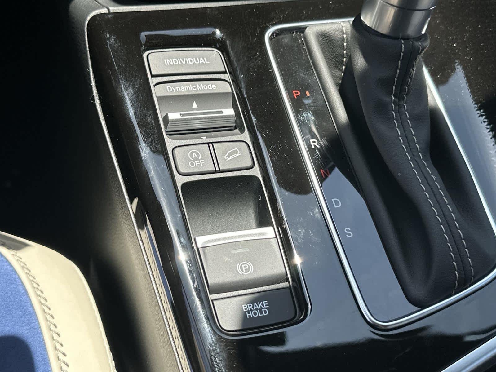 Thumbnail: 2025 Acura ADX - 27