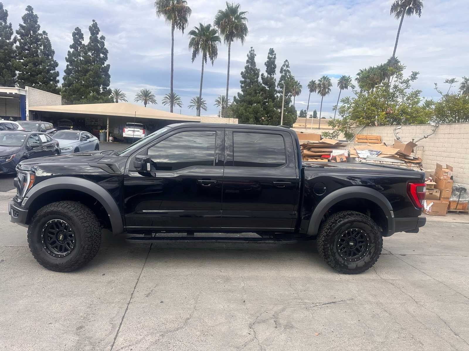 Thumbnail: 2022 Ford F-150 - 2