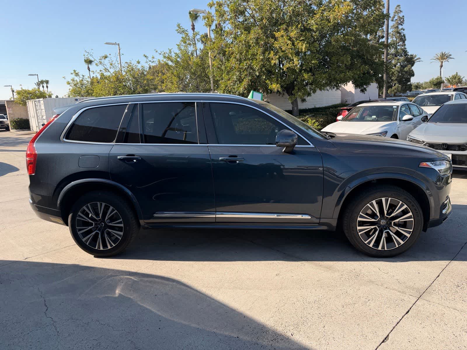 Thumbnail: 2022 Volvo XC90 - 6