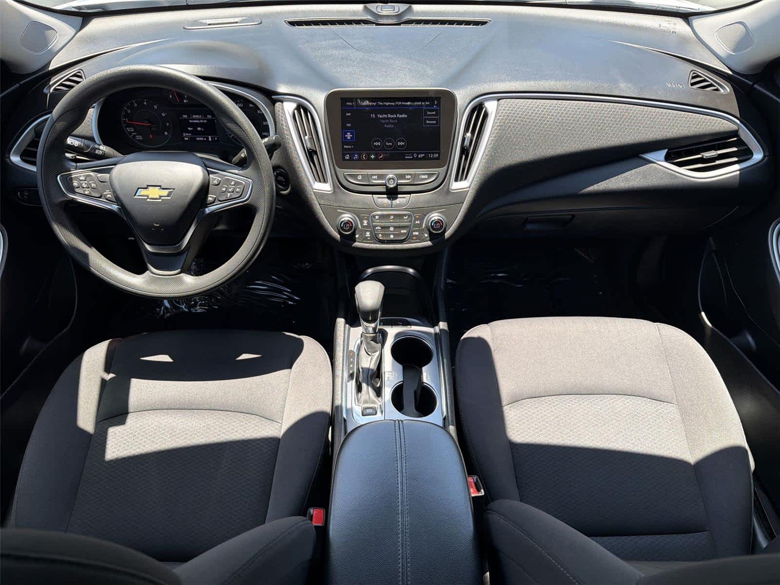 Thumbnail: 2024 Chevrolet Malibu - 10