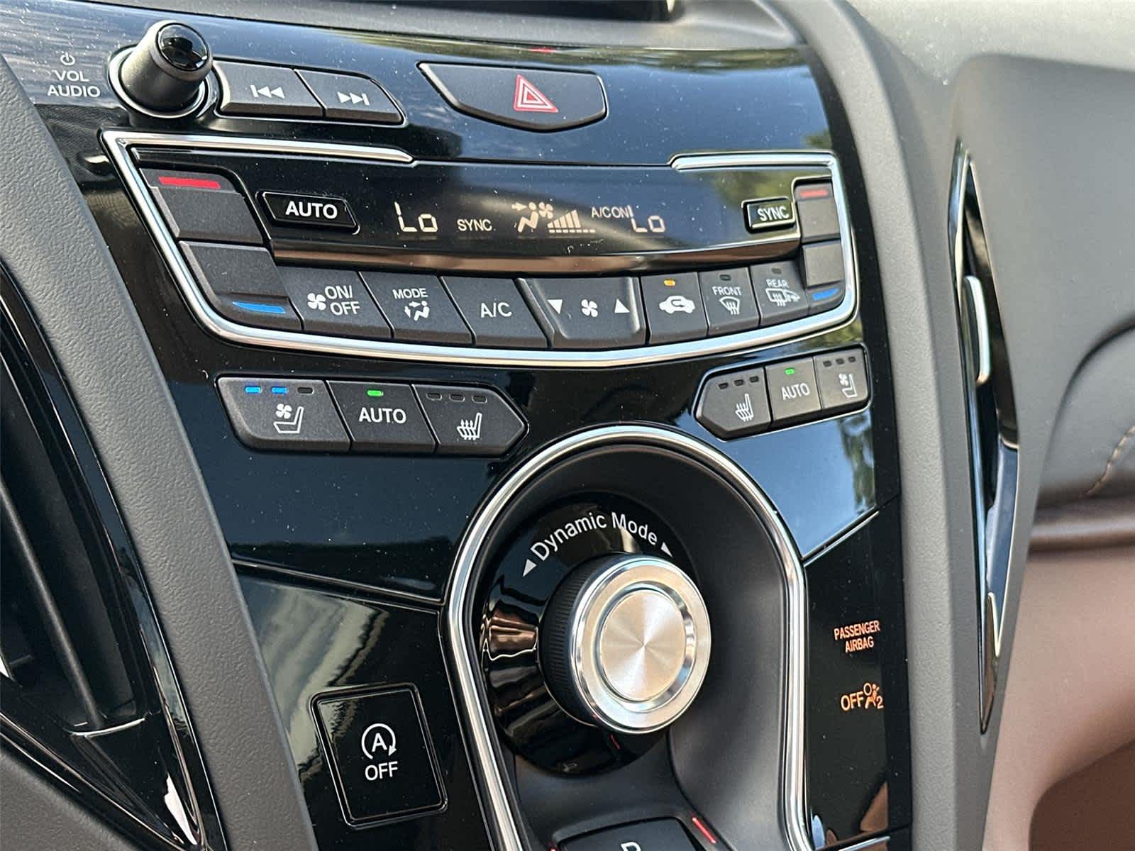 Thumbnail: 2026 Acura RDX - 26