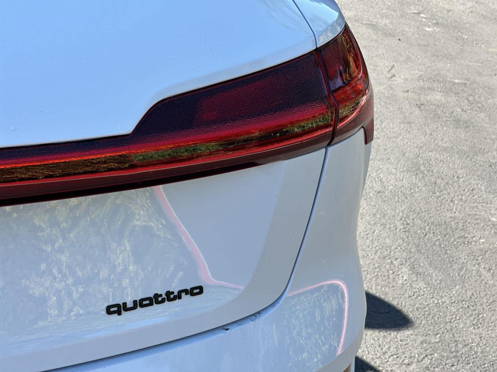 Thumbnail: 2022 Audi e-tron - 7