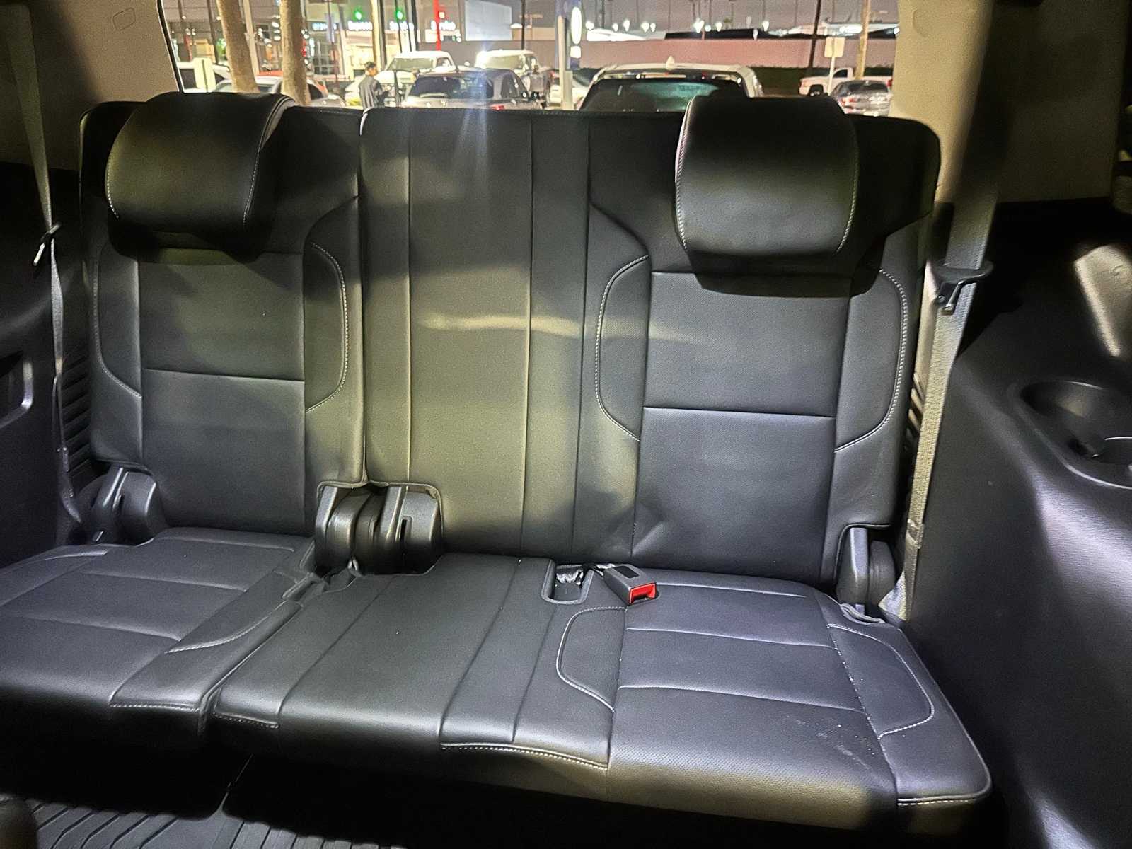 Thumbnail: 2018 Chevrolet Tahoe - 12