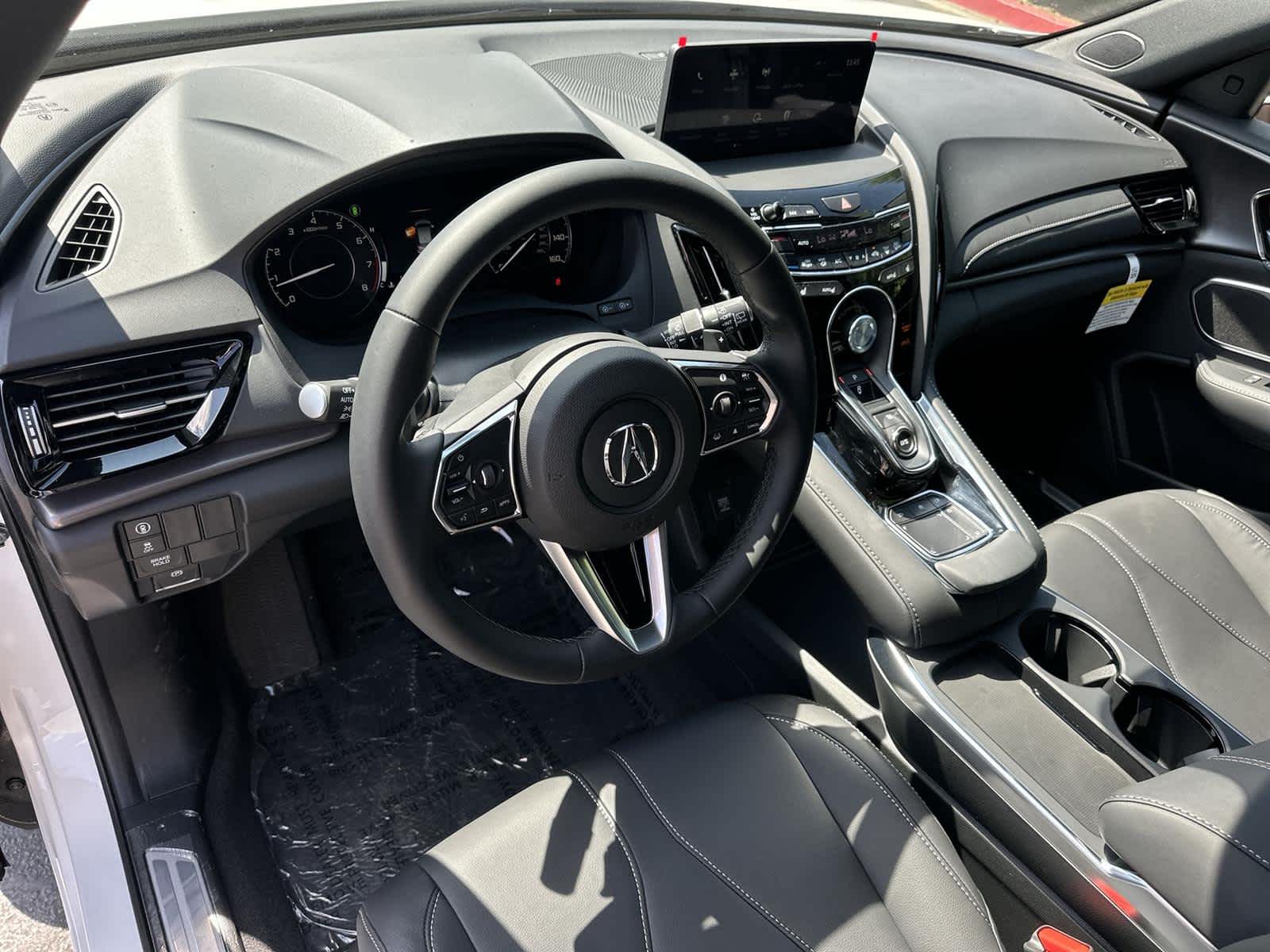 Thumbnail: 2025 Acura RDX - 2